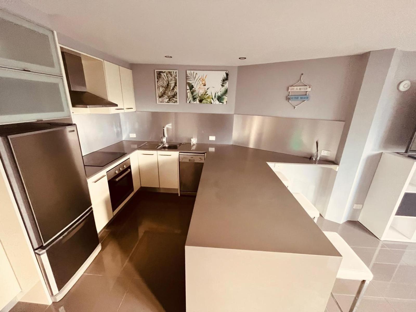 Erika'S Holiday Apartment Gold Coast Bagian luar foto